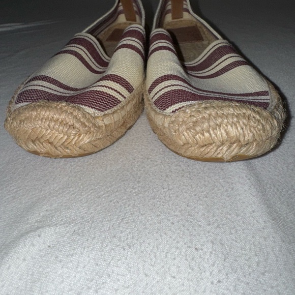 Tory Burch Espadrille Flats - Picture 9 of 9